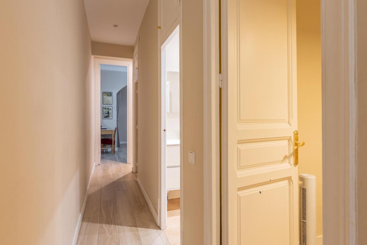 Aparteasy - Family 4-Bedroom Apartment 巴塞罗那 外观 照片